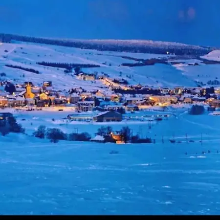 Le Chantilly * Vals-pres-le-Puy